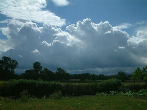 Gewitterwolken über Rastatt