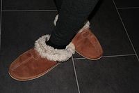 Themenbild: füße boden slippers