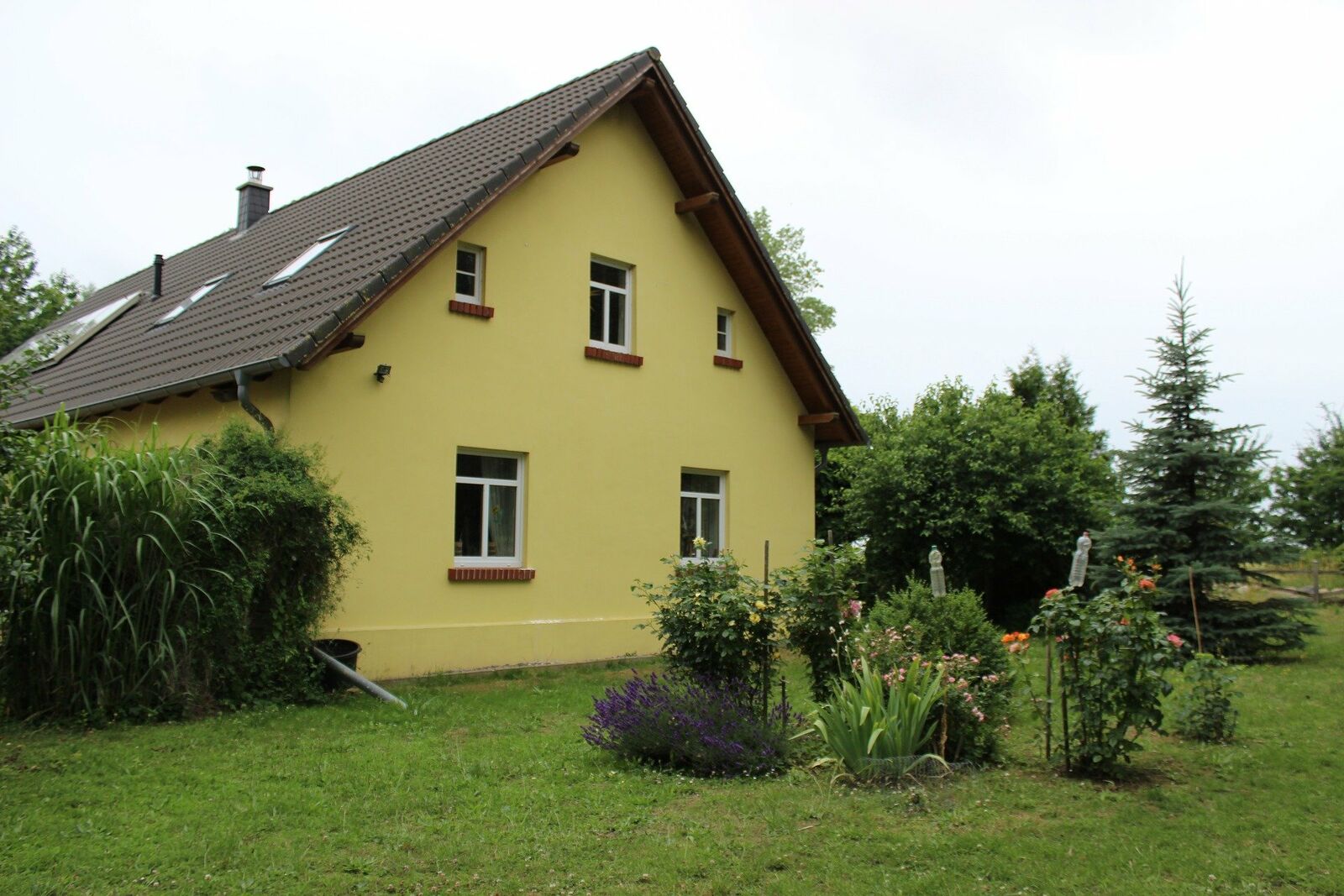 Landhaus mit Garten