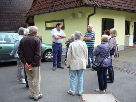 Frauengruppe besucht Abwasserzweckverband