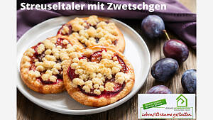 Streuseltaler mit Zwetschgen
