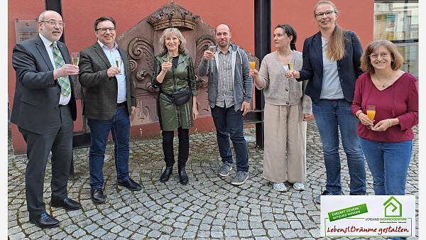 Themenbild: Annemarie Sitte erhält Landesehrennadel