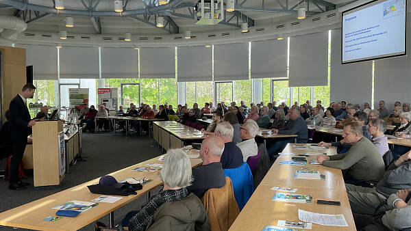 Themenbild: Info1 Themenbild: Info1