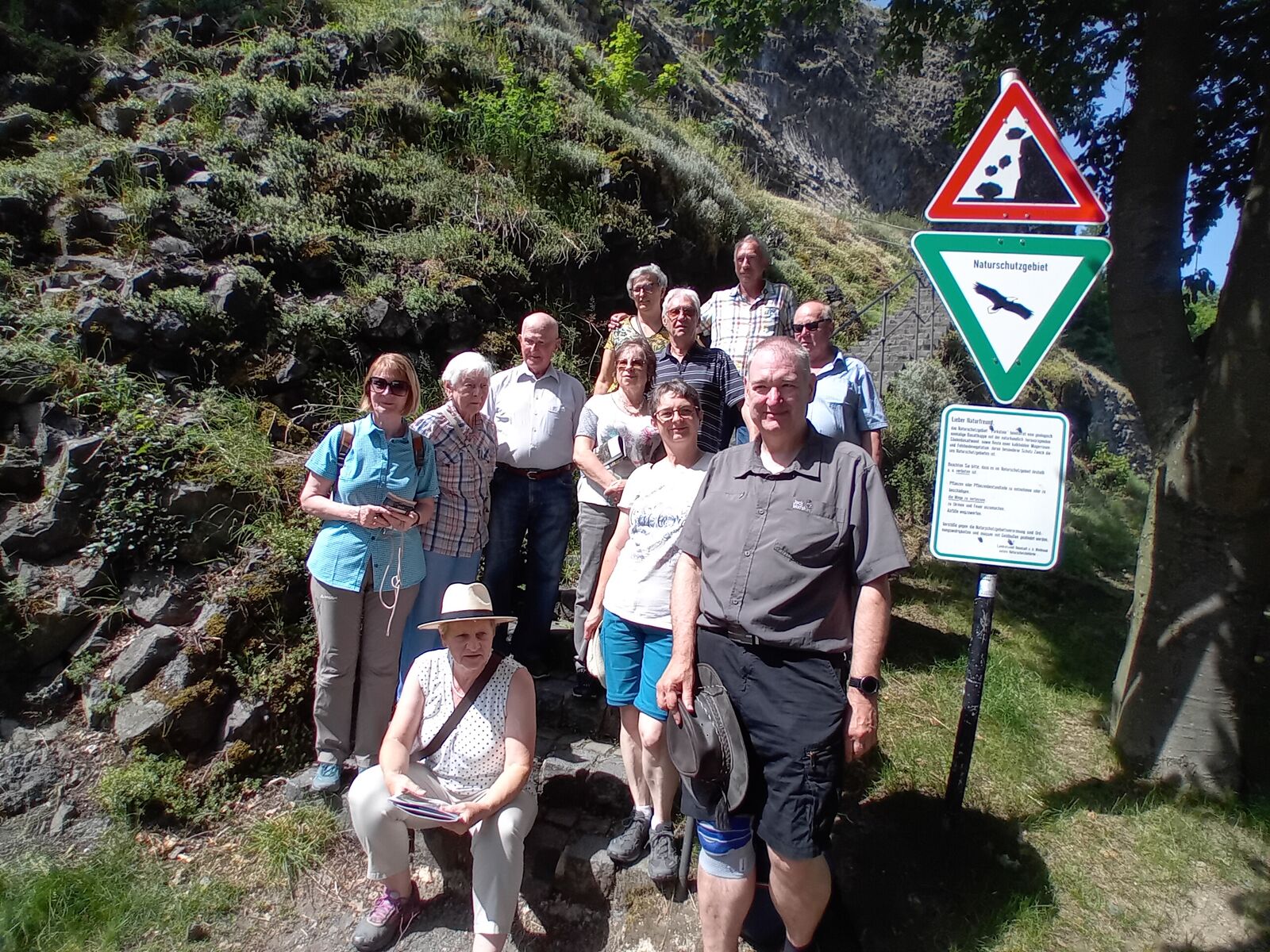 Gruppenfoto Basaltwand