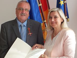 Themenbild: Bundesverdienstkreuz für Siegmund Schauer