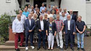 Bundesvorstand und Präsidium mit Gästen in Eisenach im Juni 2026