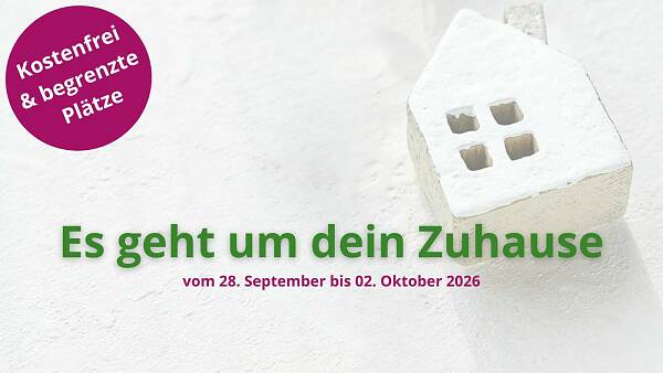 Themenbild: Symbolbild der Online-Woche mit kleinem Haus und Text