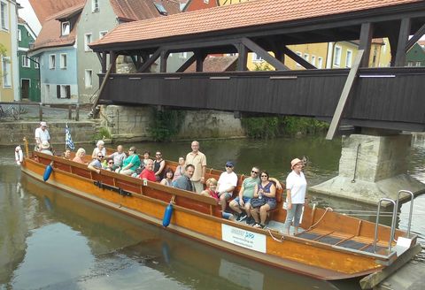 Plättenfahrt auf der Vils