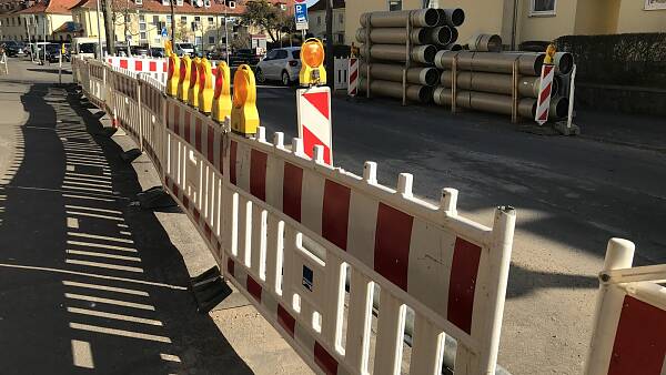 Themenbild: Baustelle Themenbild: Baustelle