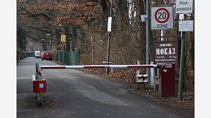 Schranke Einfahrt von An der Mäckeritzbrücke