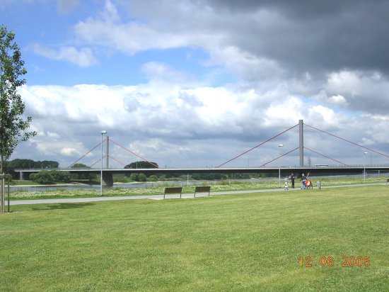 A1 Rheinbrücke bei Leverkusen