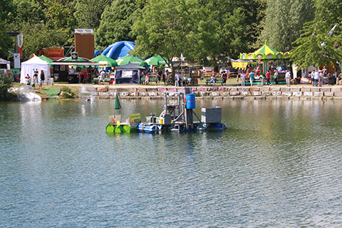 Der idyllisch gelegene Baggersee in Leipzig-Thekla.