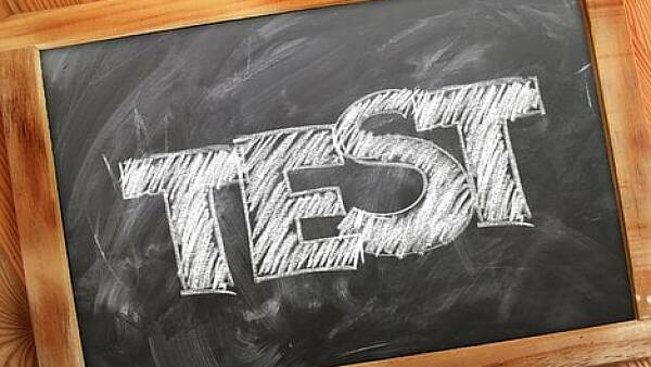 Themenbild: Tafel mit Beschriftung "TEST" Themenbild: Tafel mit Beschriftung "TEST"