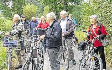 Mit dem Fahrrad ging es für die Mitglieder des Geschichtskreis nach Meyenburg zur Wassermühle.