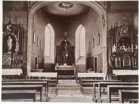 Innenraum der Kathl. Kirche