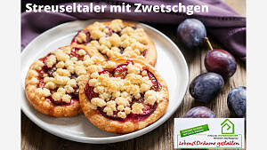 Streuseltaler mit Zwetschgen