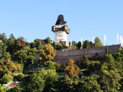 das Wahrzeichen von Granz, der Uhrturm