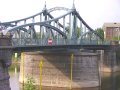 die noch voll funktionsfähige Drehbrücke am Hafen in Krefeld-Linn (gebaut 1905)