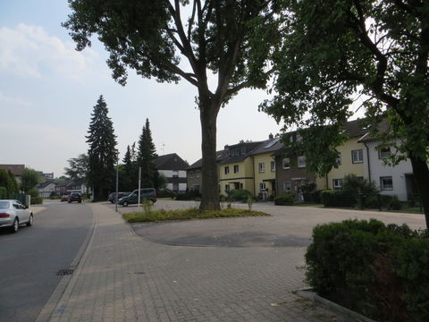Großer Parkplatz an der Lehenstraße