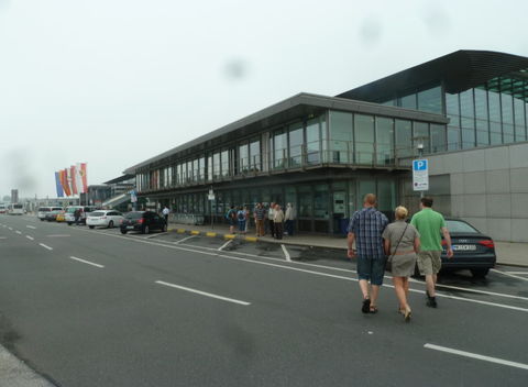 Airport1