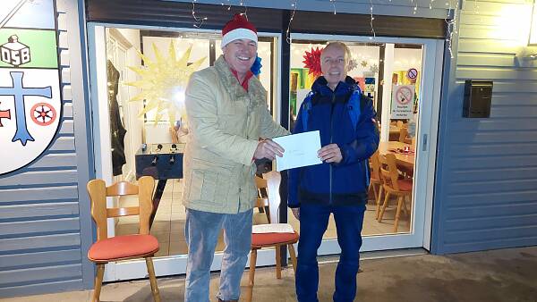 Themenbild: Spendenübergabe Netzwerk Weisenau