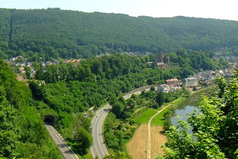 Mittel- und Vorderburg auf dem Schadeck