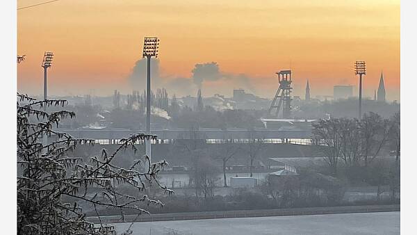 Themenbild: Blick über das Lohrheide Stadion Themenbild: Blick über das Lohrheide Stadion